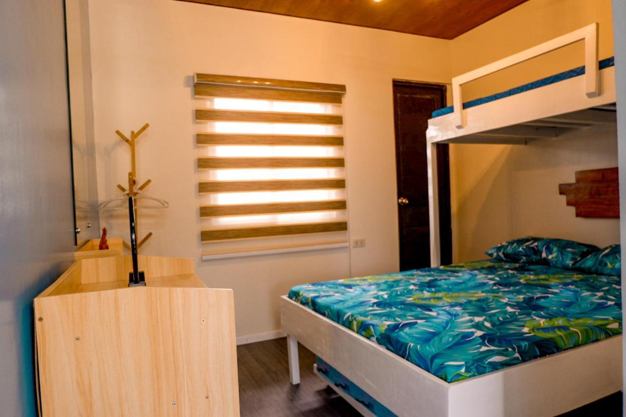 Puffer Isle Resort Dingalan Екстер'єр фото