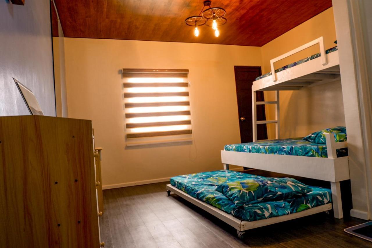 Puffer Isle Resort Dingalan Екстер'єр фото