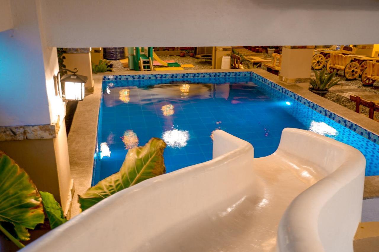 Puffer Isle Resort Dingalan Екстер'єр фото