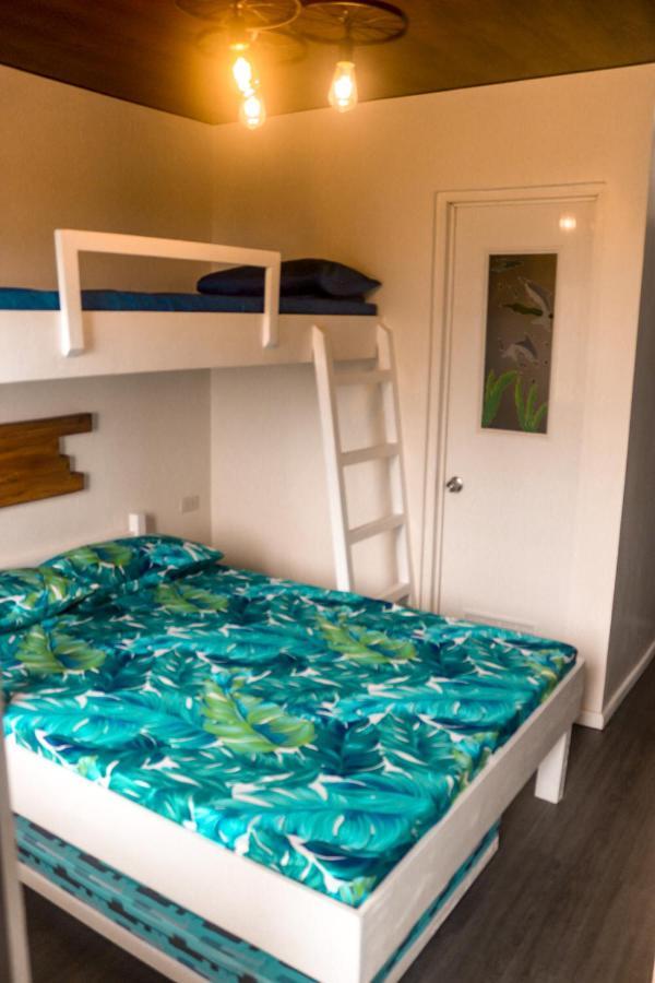 Puffer Isle Resort Dingalan Екстер'єр фото
